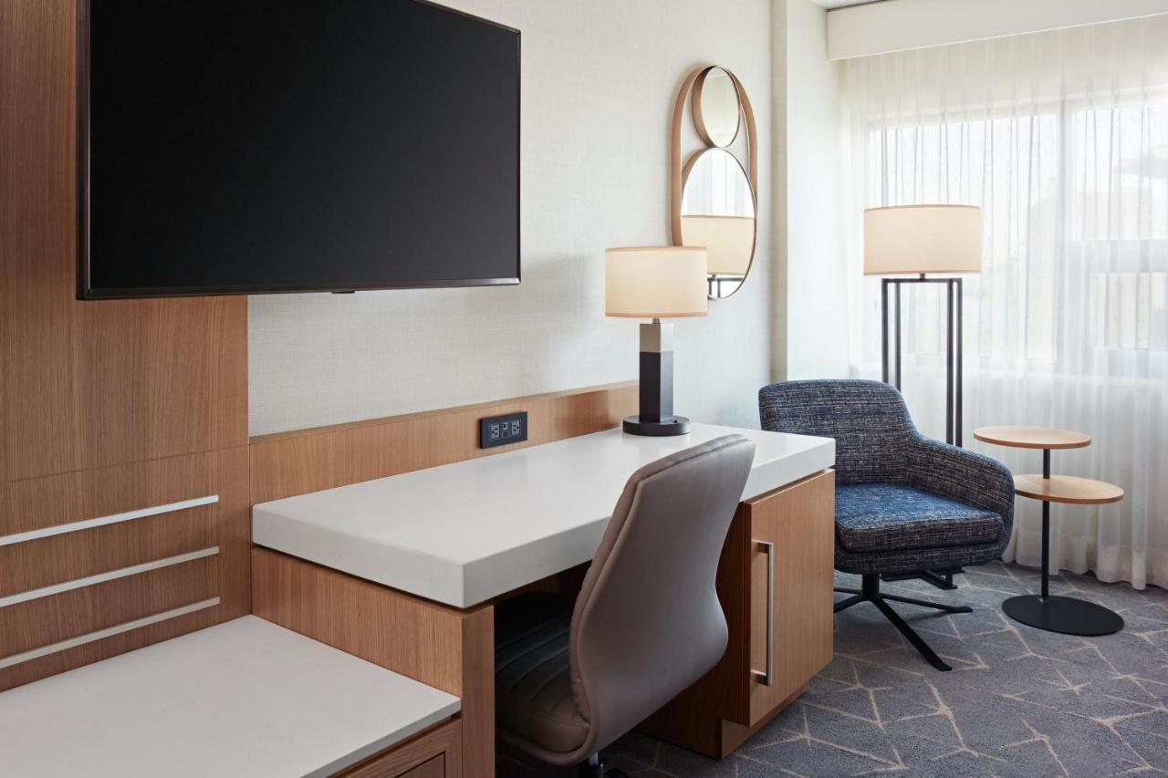 Delta Hotels Calgary Airport In-Terminal Kültér fotó